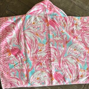 Pottery Barn Kids Pink Lilly Pulitzer Logo Hooded Towel Label